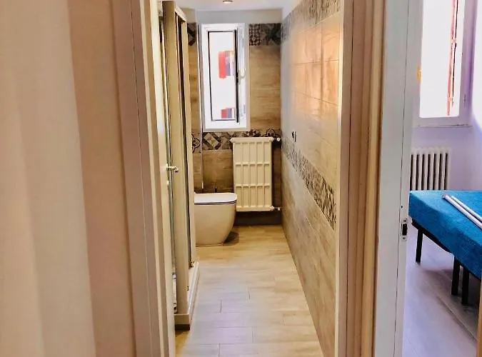 Heart Of Rome Vatican Deluxe New Apartment 1Gb Wifi Apartment